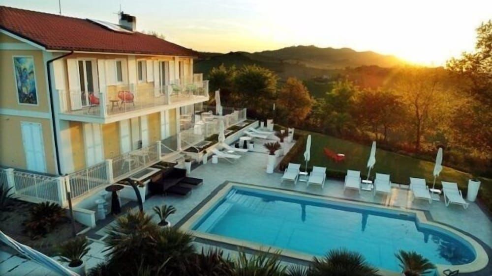 Residenza delle Grazie -1 estrelas em Cossignano