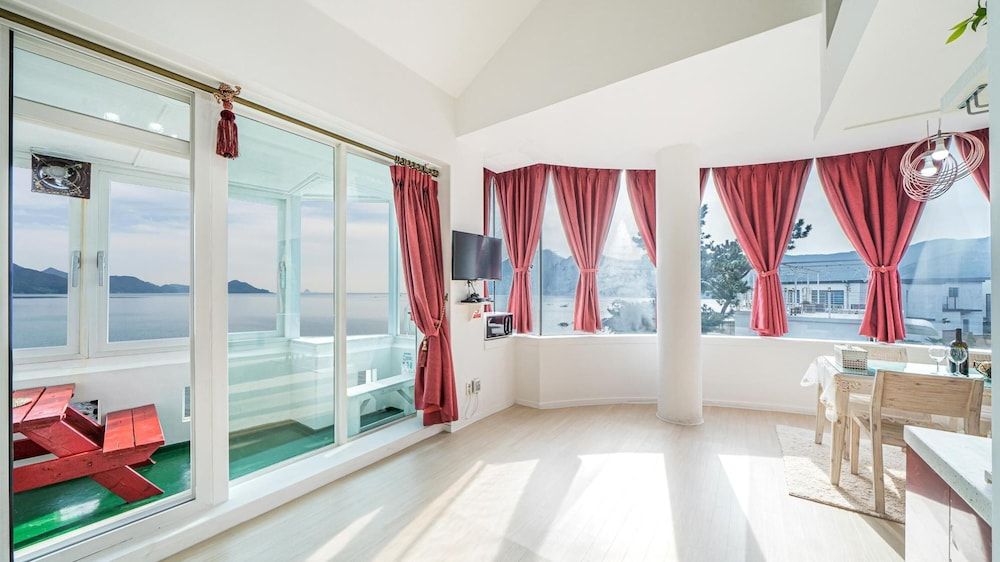 Namhae Opera House Pension 2