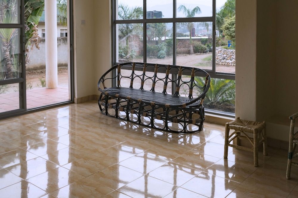 Tooro Fairway Hotel 2