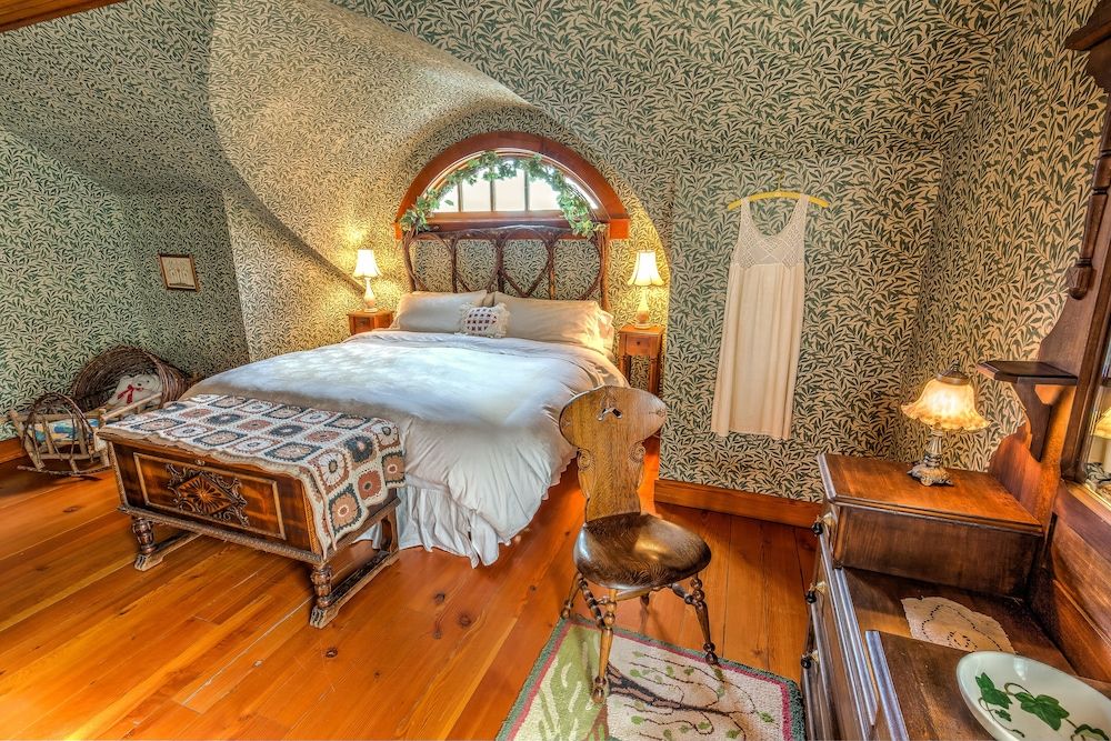 Round Barn Farm B & B Event Center 2