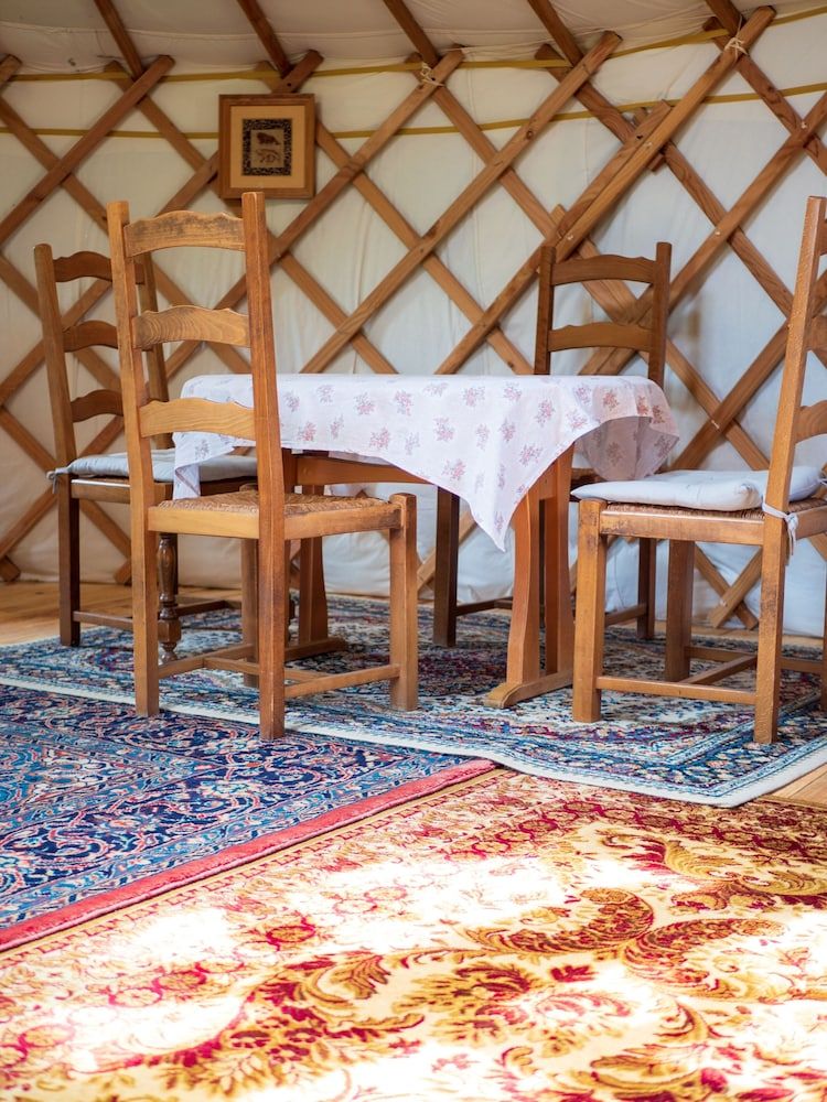 Yourtissimo - La Maison Rouge 3