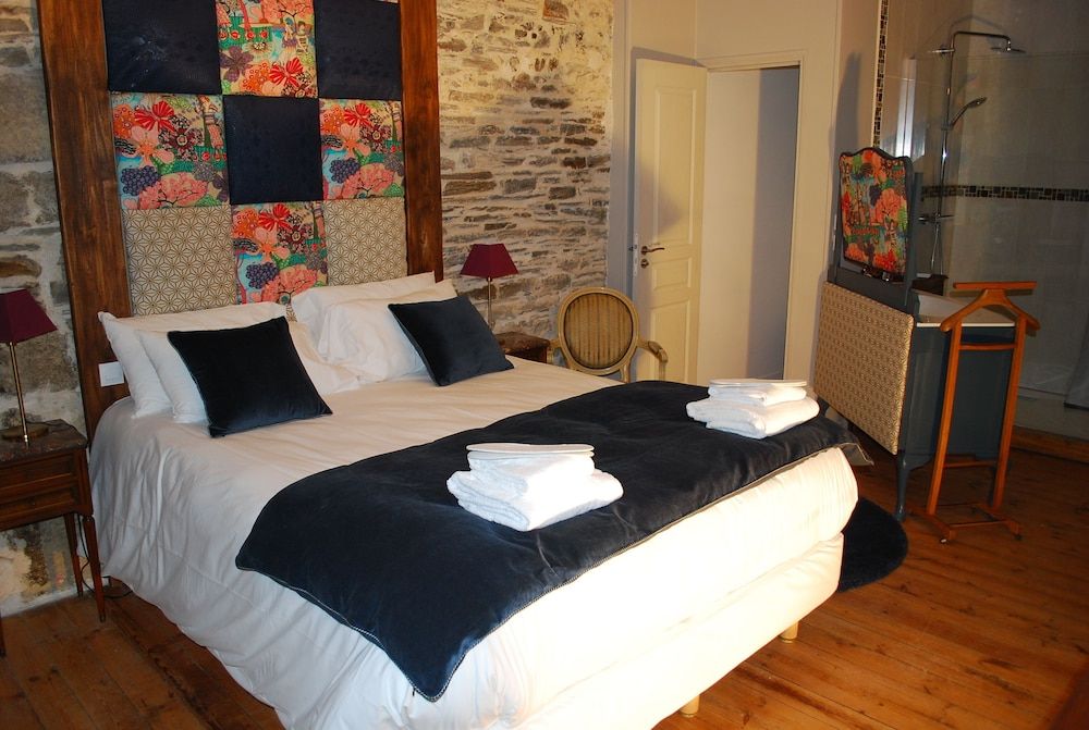 Les Chambres du Mad -1 estrelas em Henvic