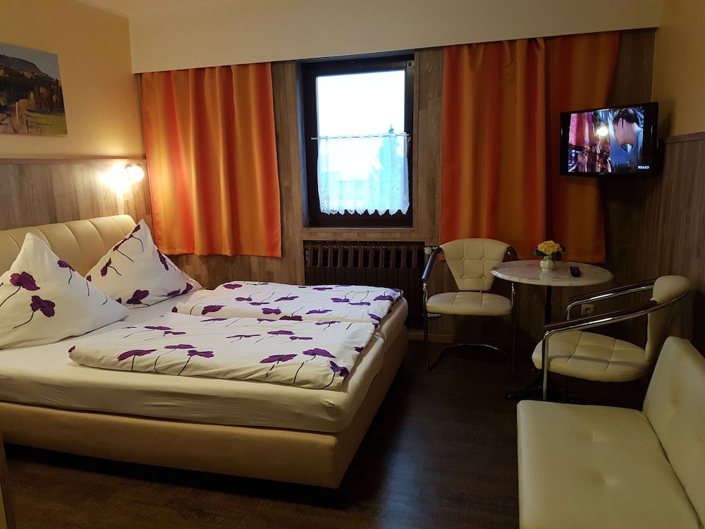 G√§stehaus Hutweide -1 estrelas em Bärenstein