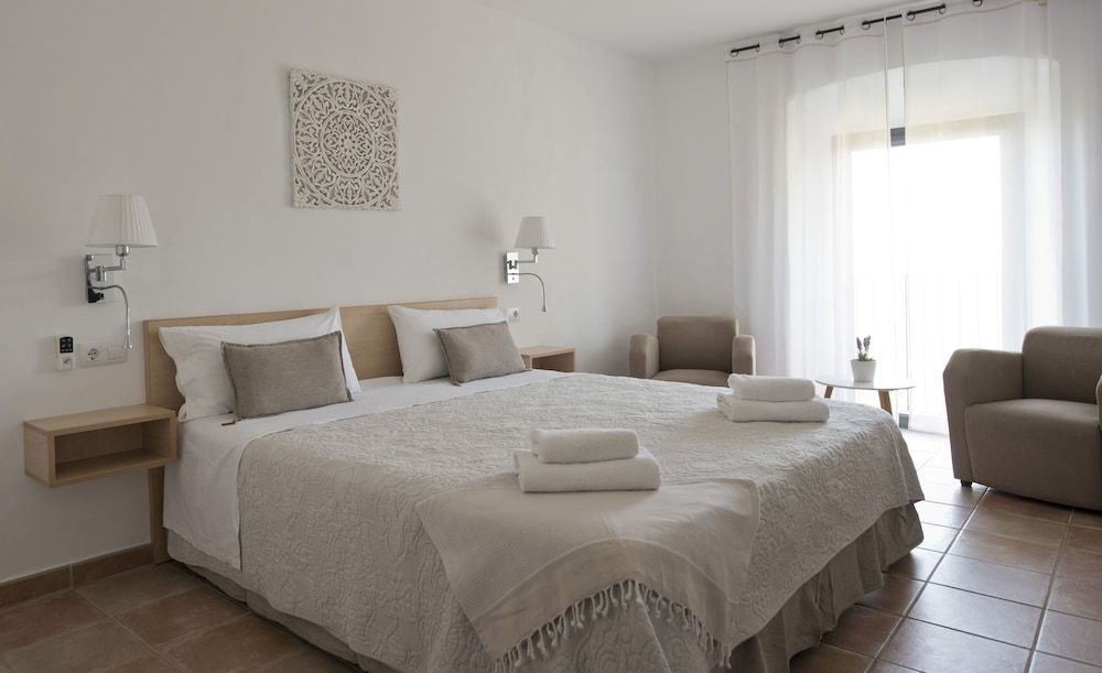 Santuari de Terrades -1 estrelas em Terrades