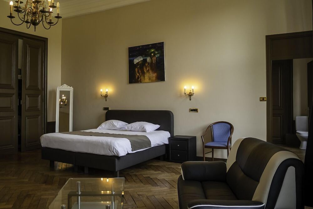 Domaine du Château de la Neuville 3