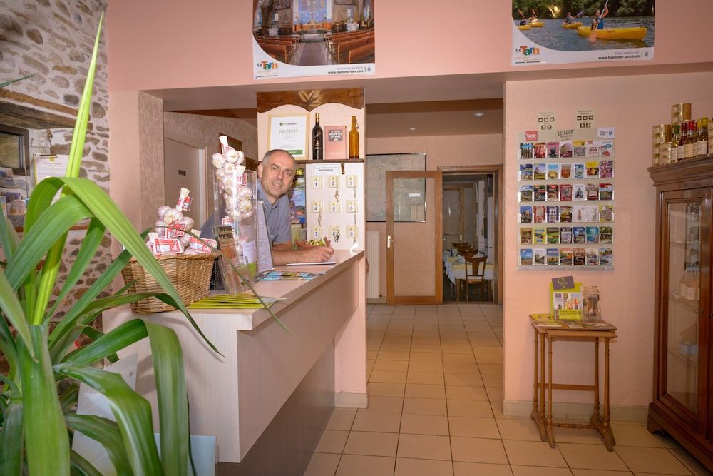 Hostellerie des Lauriers 2