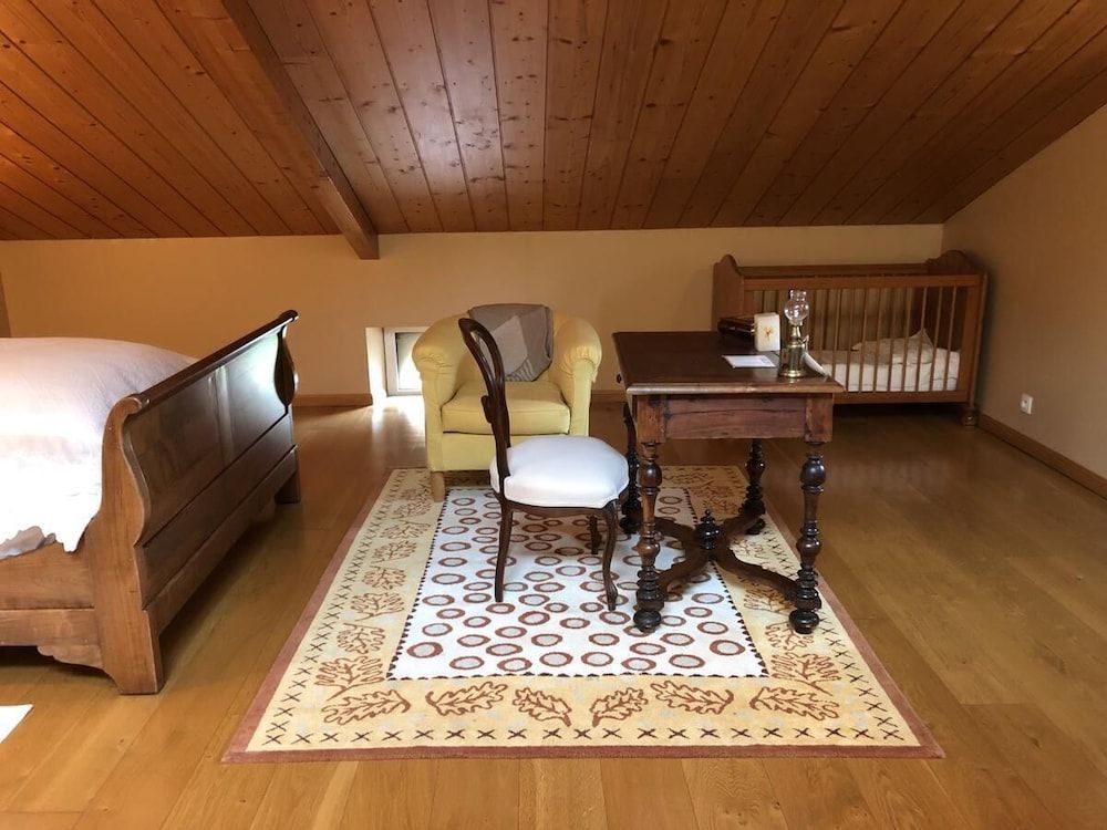 Vaste chambre toulousaine 18√®me proche Toulouse 2