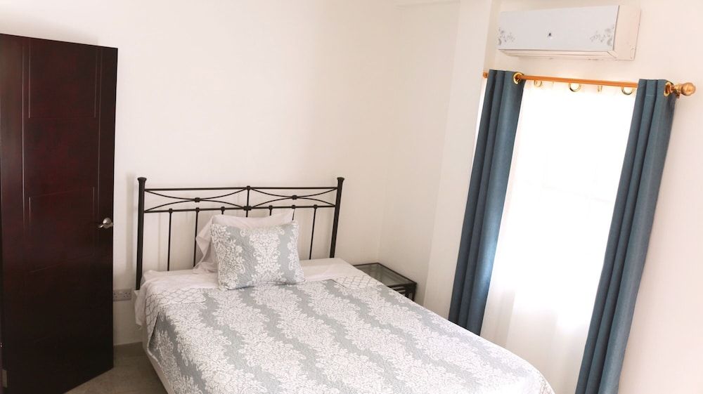 Blue Star Apartments and Hotel 3