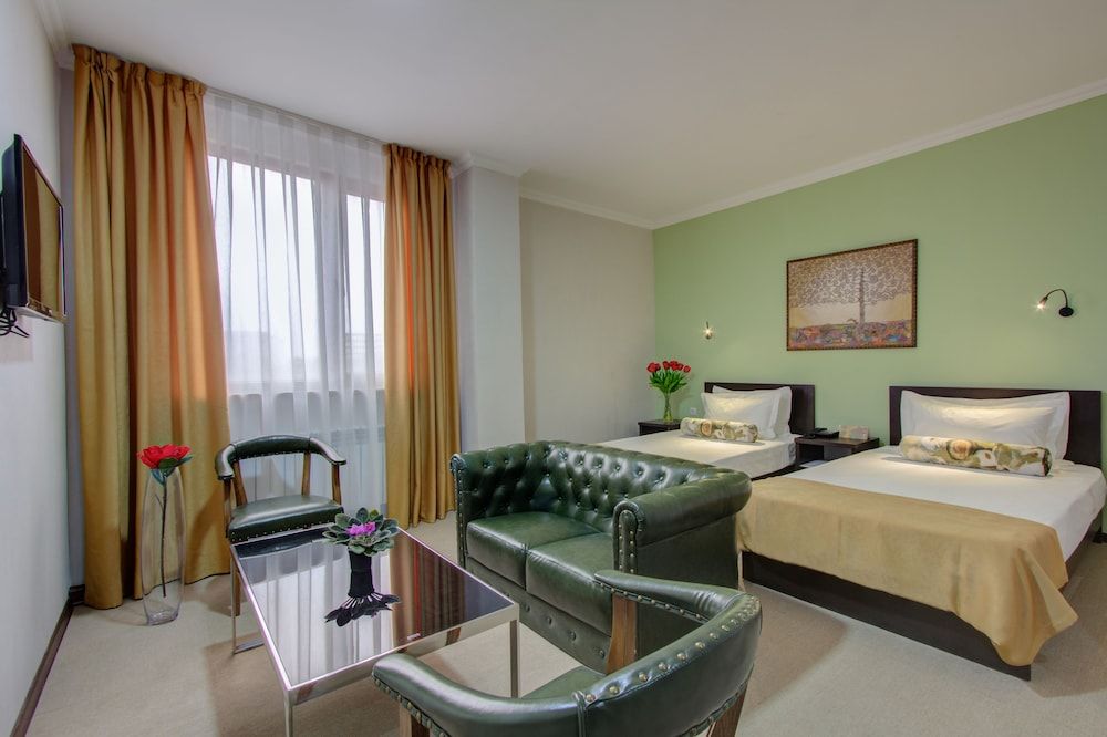 Olive Hotel Bishkek -1 estrellas en Bishkek