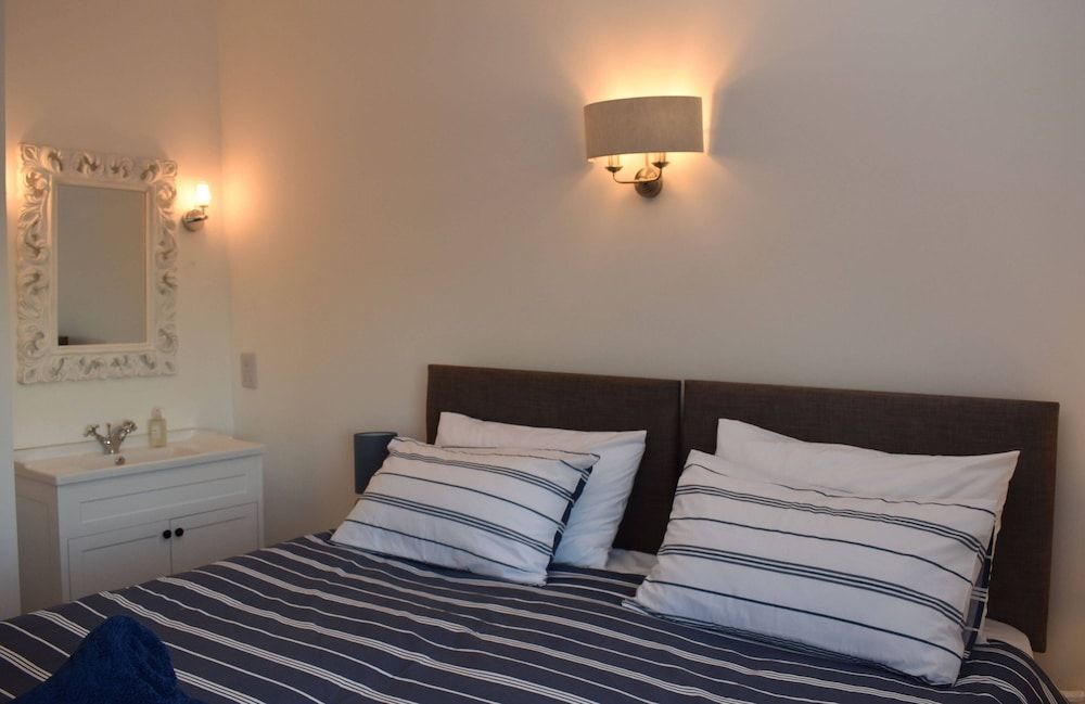 4 Landgate Cottage Winchelsea 2