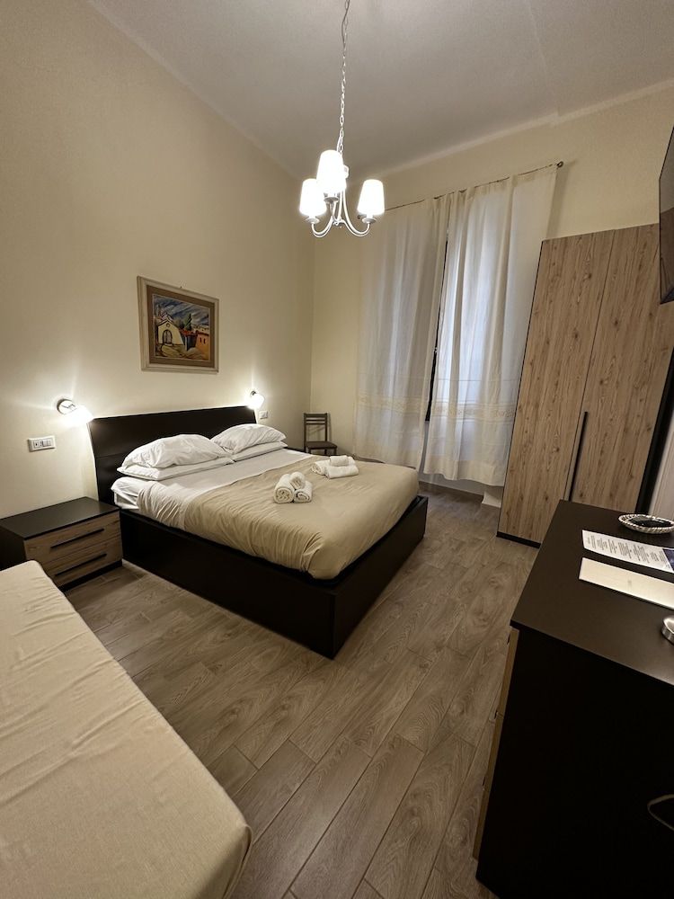 Domo Achenza -1 estrelas em Terralba