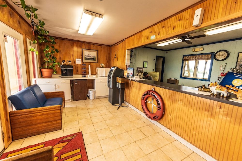 Rodeway Inn at Somers Cove Marina 2