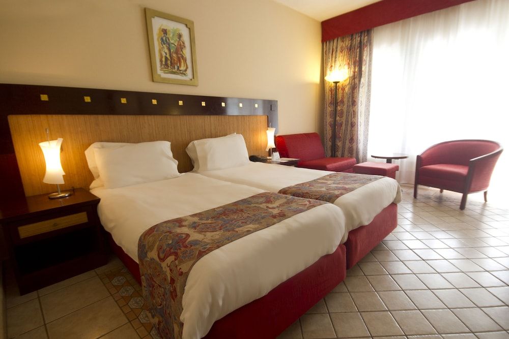 The Kairaba Beach Hotel 3