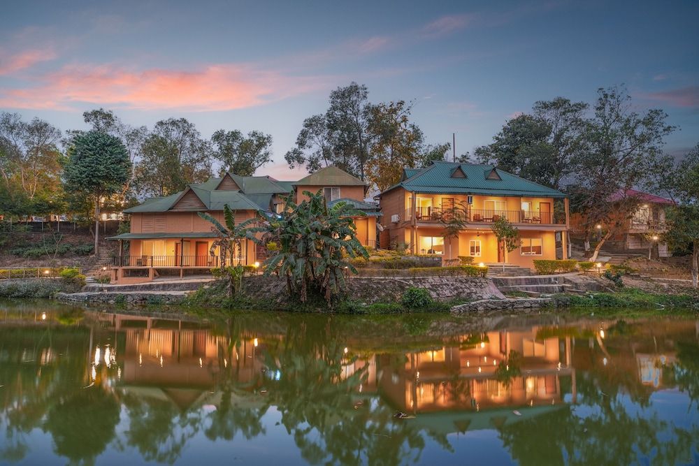 Summit Green Lake Tea Resort & Spa -1 estrelas em Kāziranga