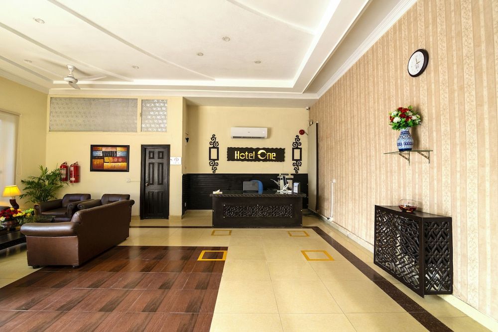 Hotel One Lalazar Multan 3 estrelas em Multan