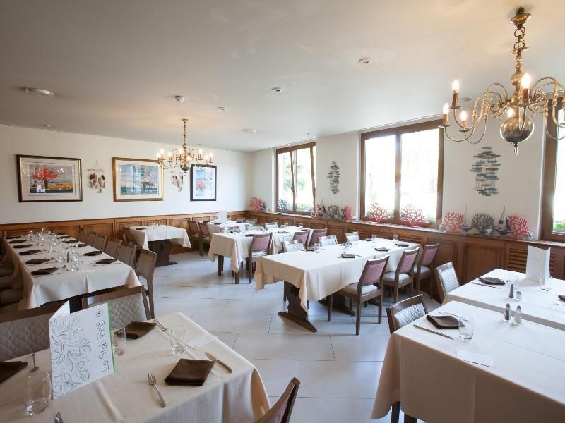 Logis Hotel Au Tilleul 2 estrellas en Mittelhausbergen