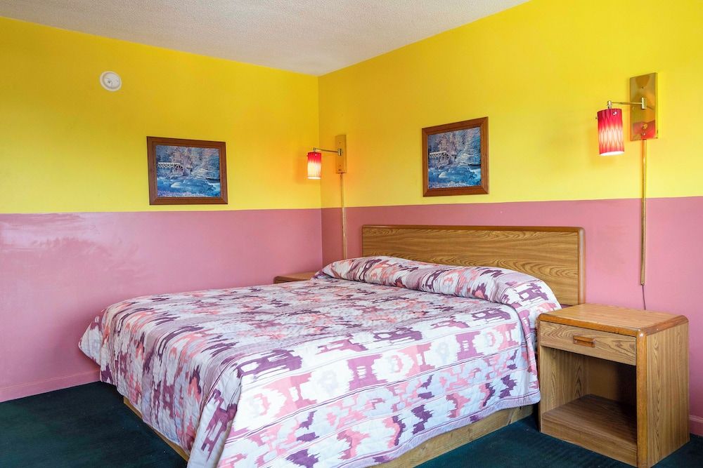 OYO Hotel Opp Al, Floral Hwy 3