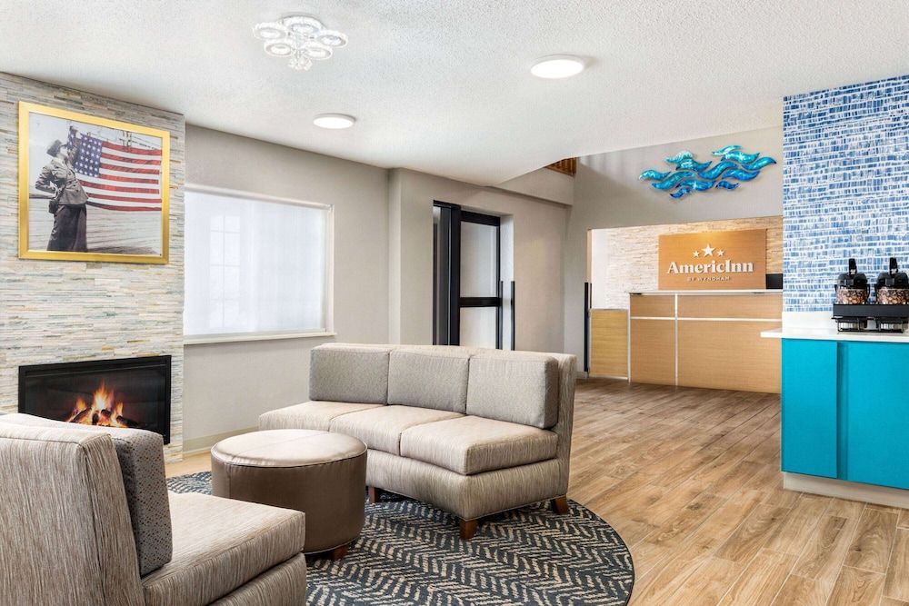 AmericInn by Wyndham Williamsburg 3