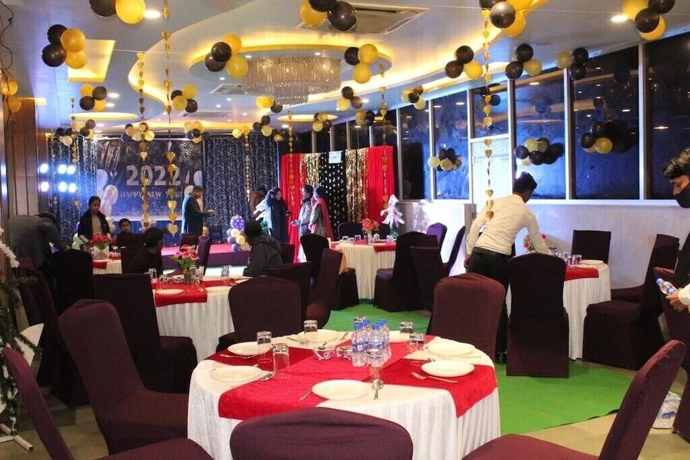 Hotel Bundelkhand Pride 2