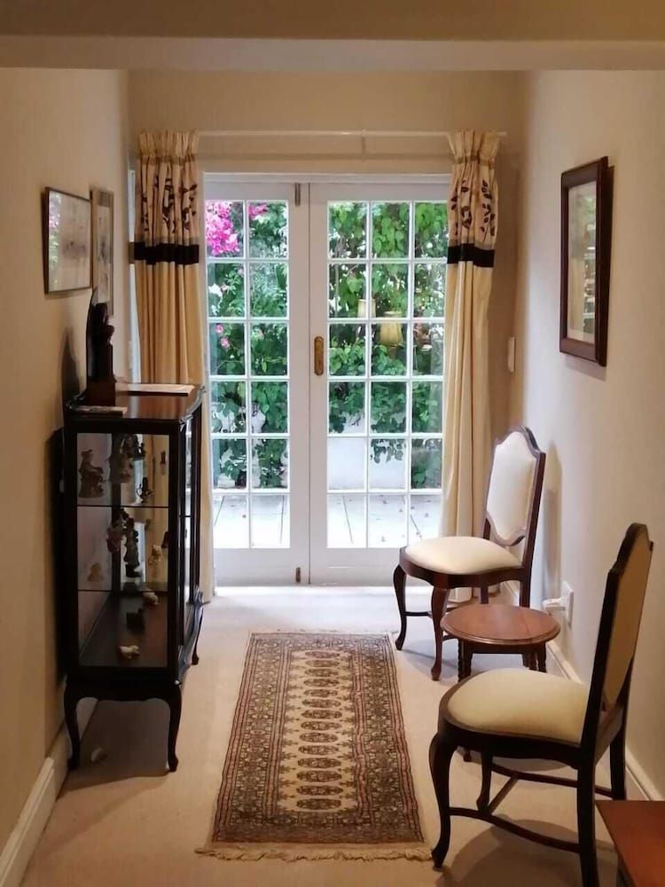 Fiore Guest Accommodation 3