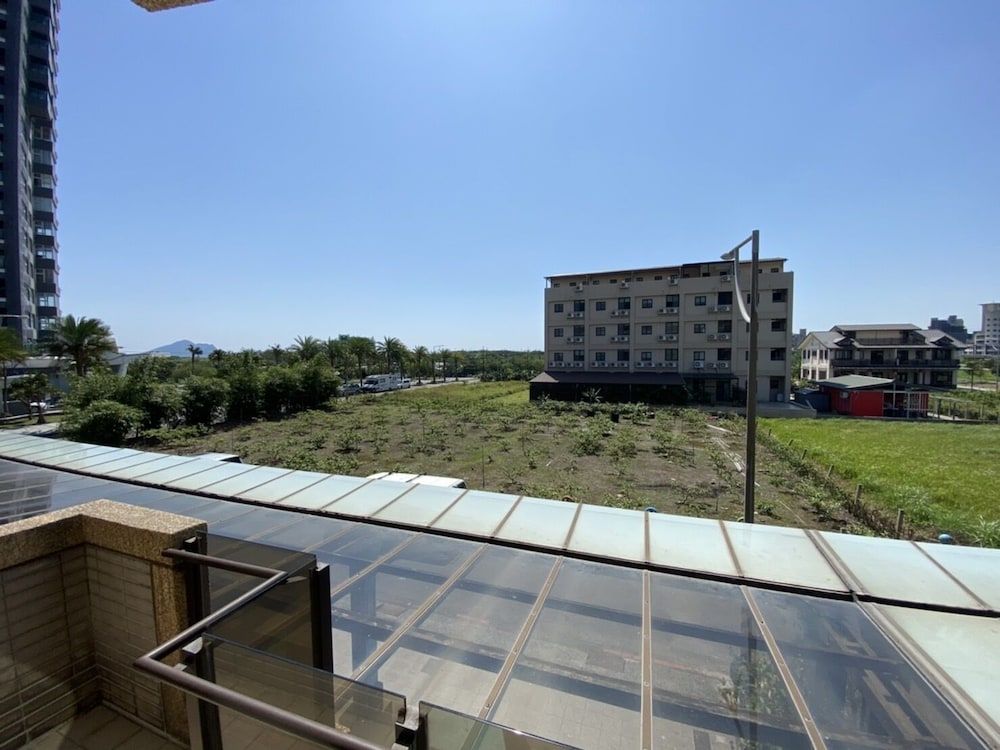 Sunny Bed and Breakfast 3