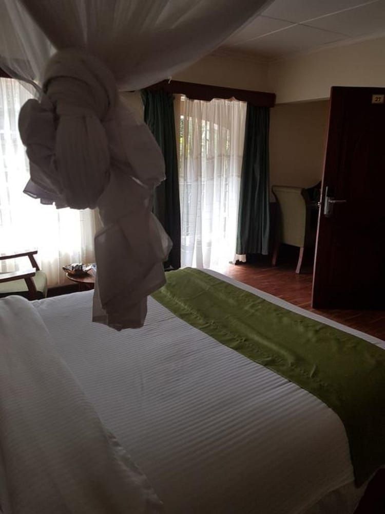 The Noble Hotel and Conference Center 3