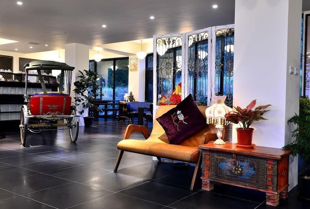 Sunlight Gallery Landscape 2