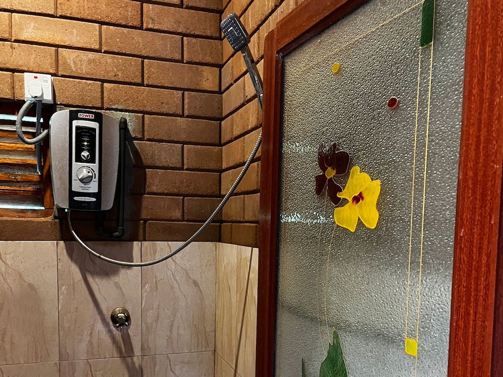 Funky Leopard Safari Lodge Bordering Yala National Park - Hostel 3