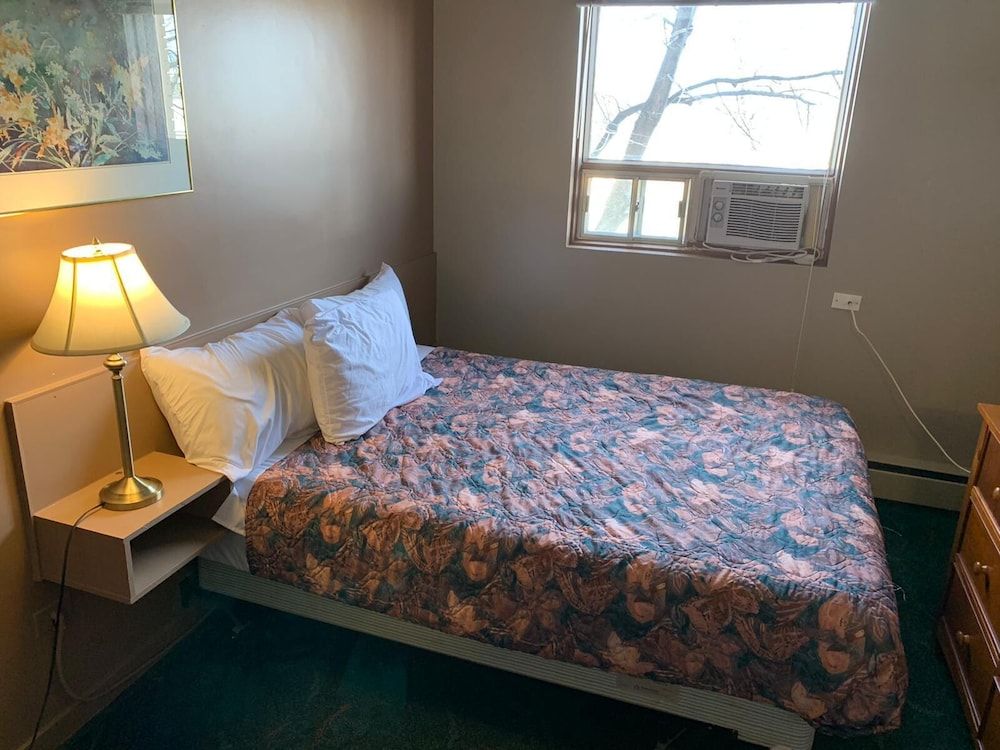 Vivian Motor Hotel 3