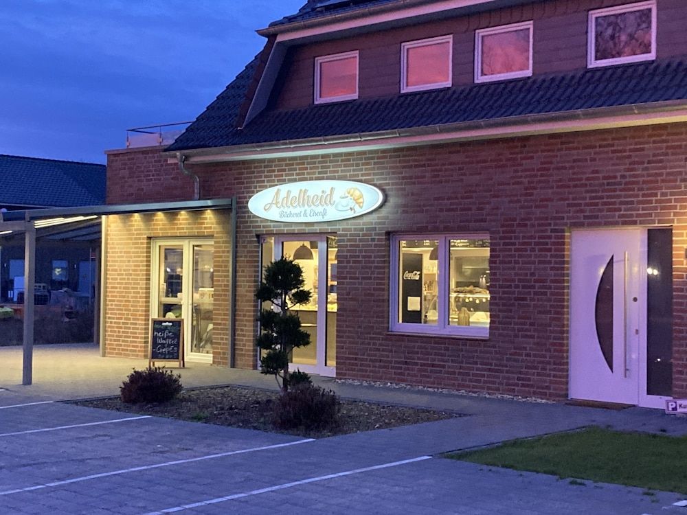 Zimmer Adelheid -1 estrelas em Adelheidsdorf