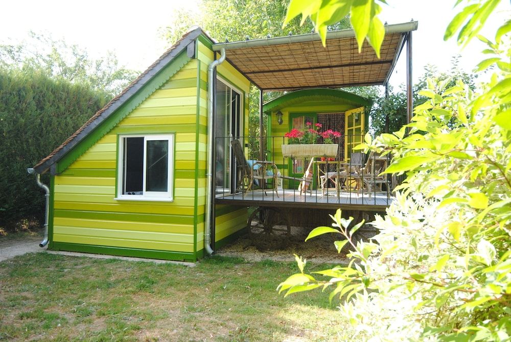 Les Meubles Du Grand Logis -1 estrelas em Marchais