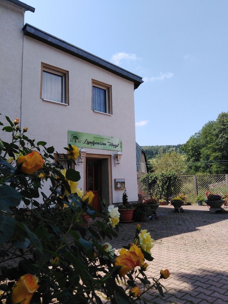 Landpension Haupt -1 estrelas em Sebnitz