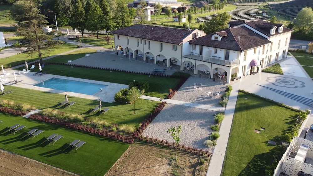 L Aja Della Mirusina Piedmont Resort 4 estrelas em Canelli