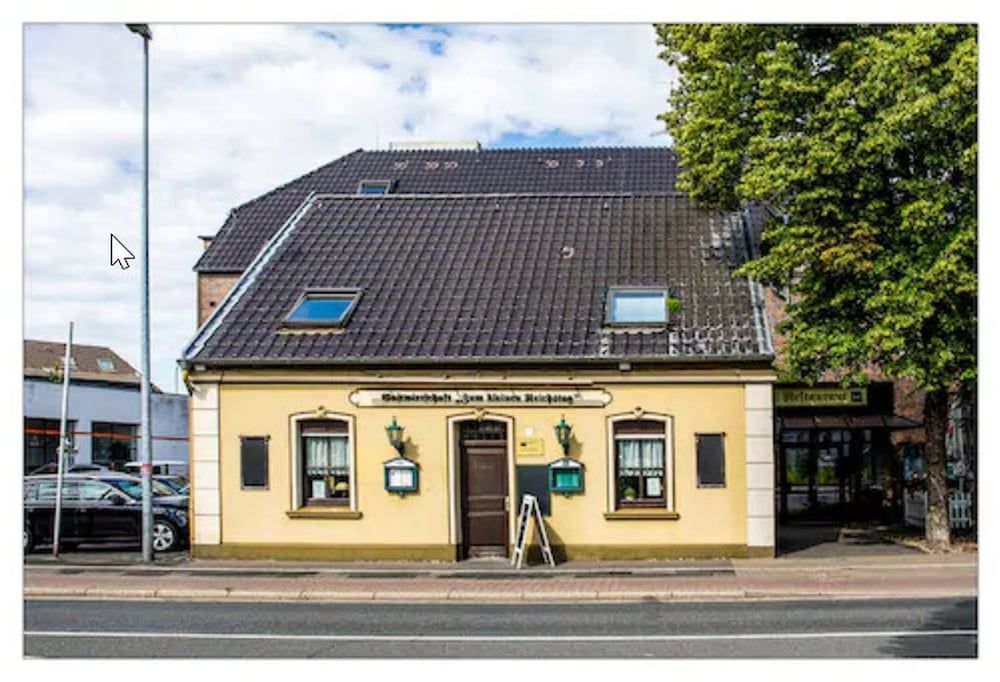 Zum Kleinen Reichstag -1 estrelas em Moers