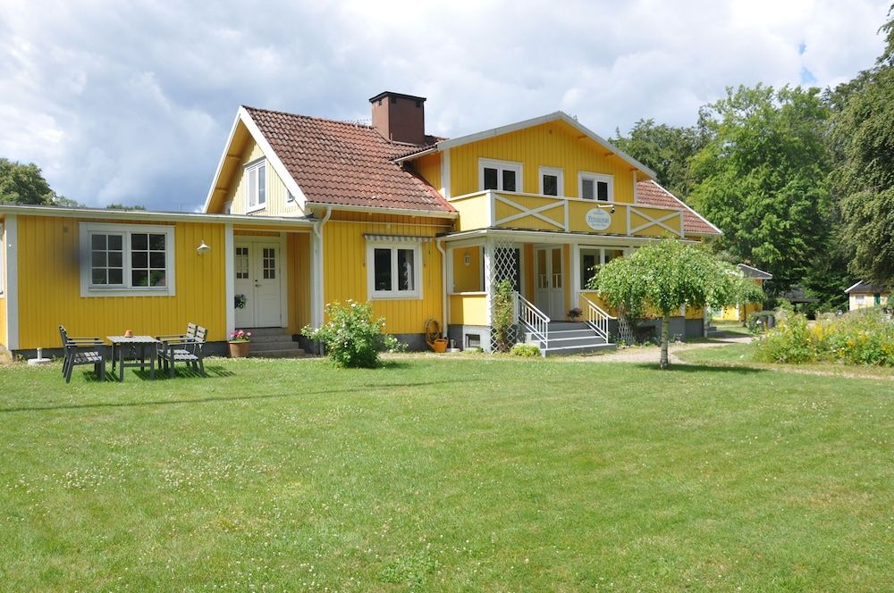 Hotell & Pensionat Björkelund -1 étoiles à Stenbrohult