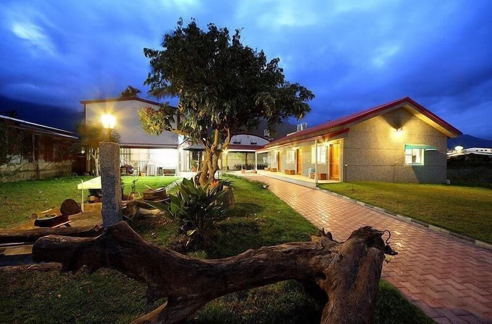 Chin Shan B B -1 stelle a Guanshan