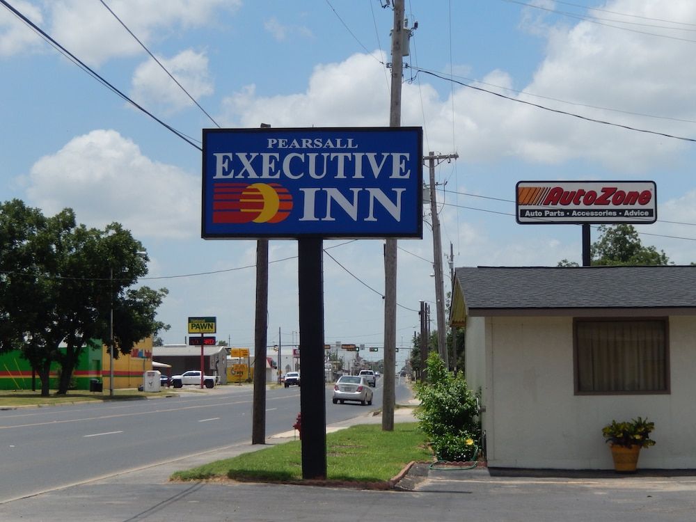 Pearsall Executive Inn 1 étoiles à Pearsall