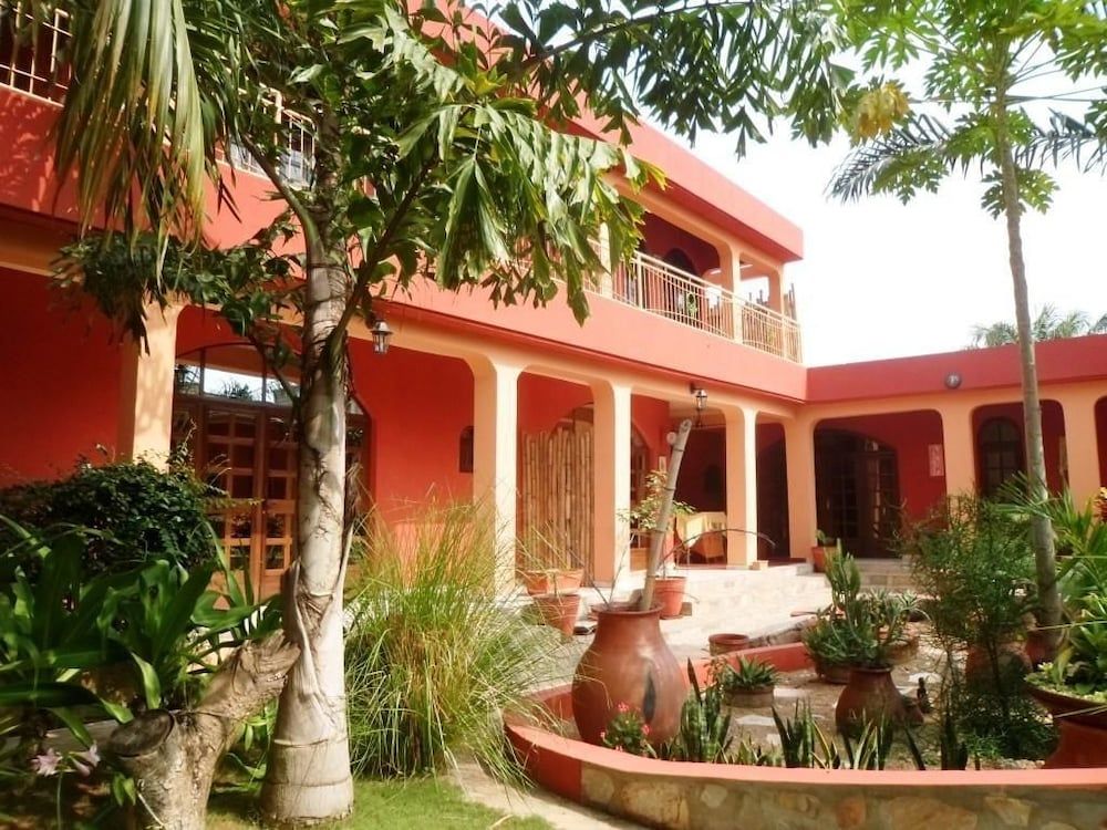 Keryvonne -1 estrellas en Lomé