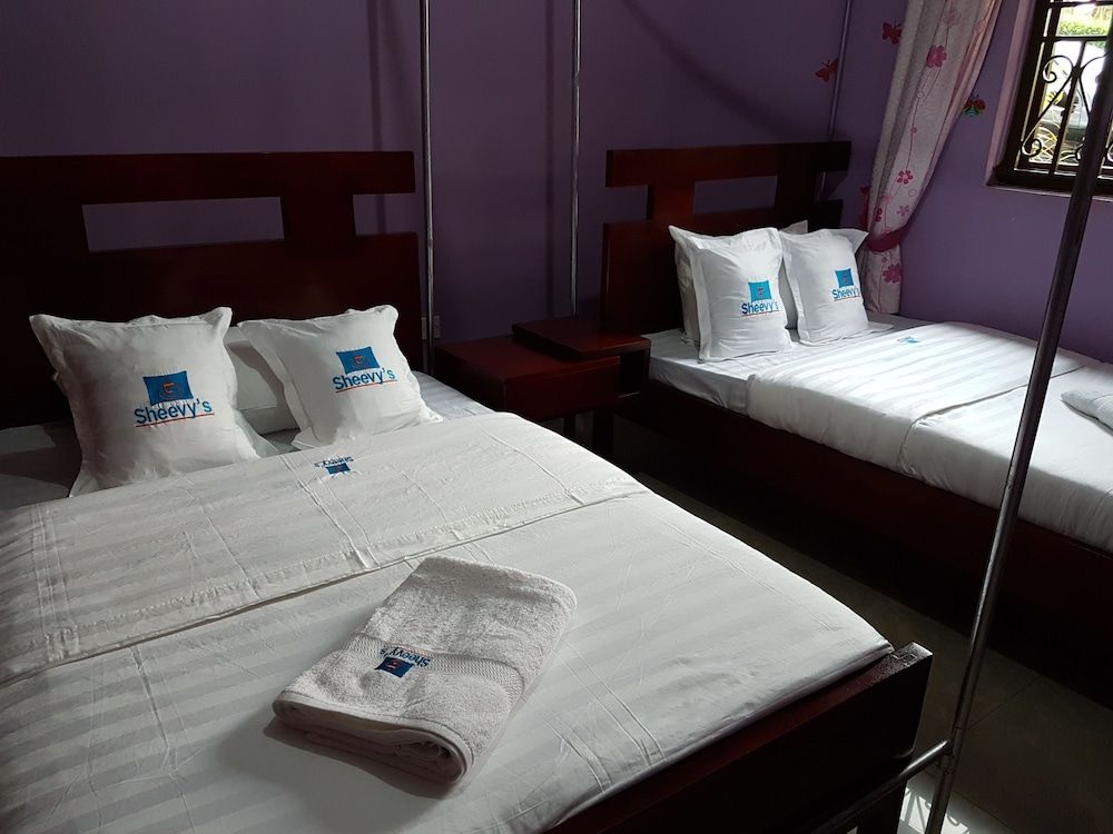 Sheevy's Bed N Breakfast 2