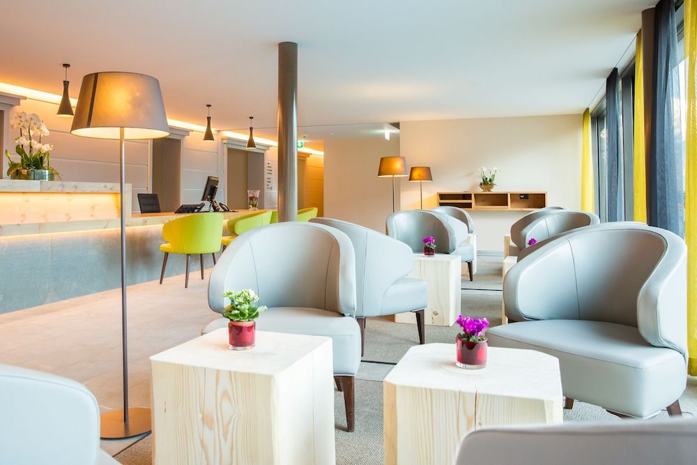 The Alpina Mountain Resort 2