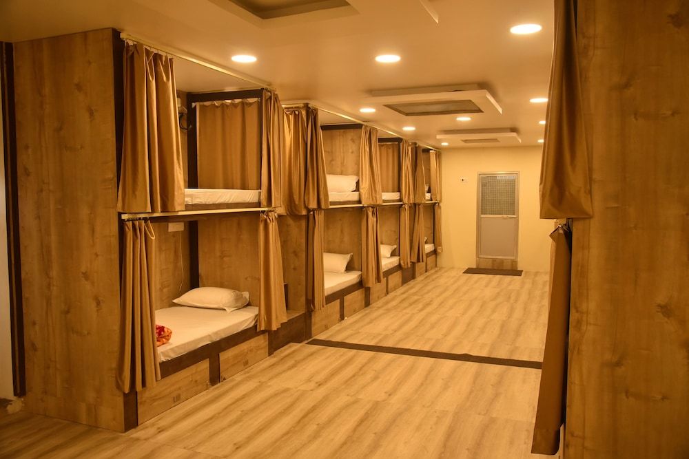 Hotel Relax Inn - Hostel 3