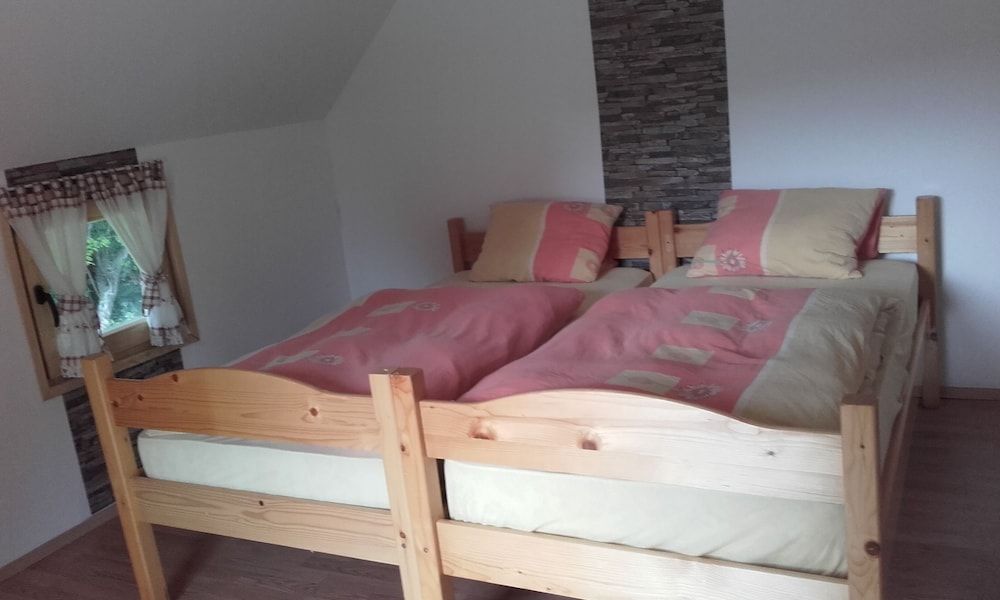 Apartmaji Bungalovi I Sotorisce Silva 2