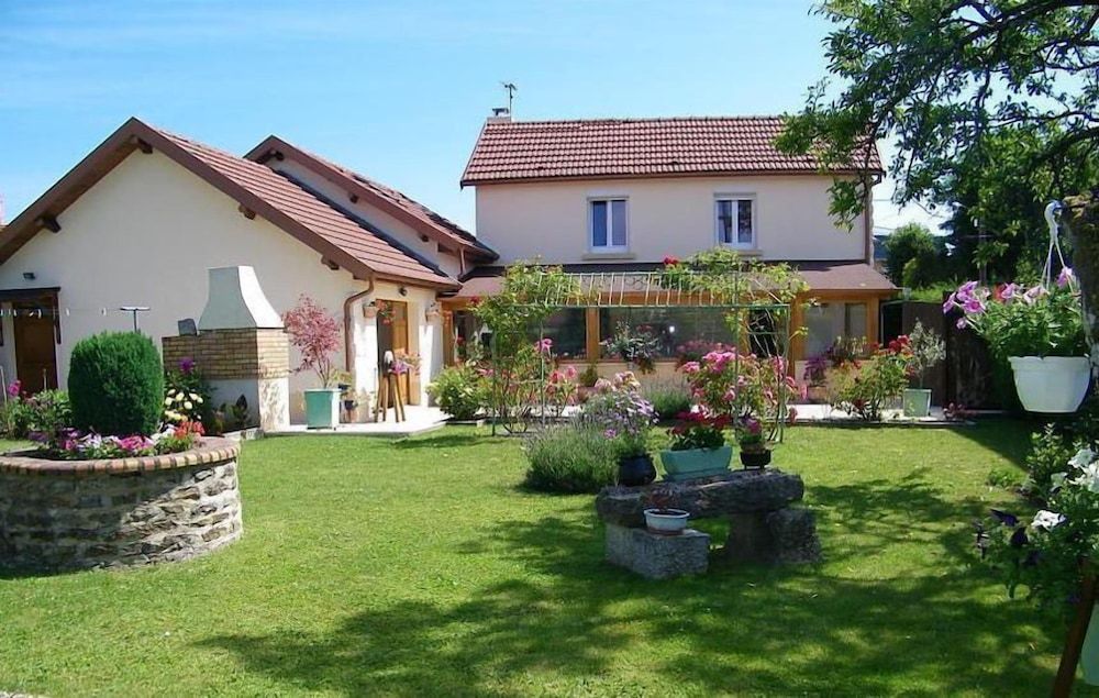 Au Pied Du Cognelot -1 estrellas en Chalindrey