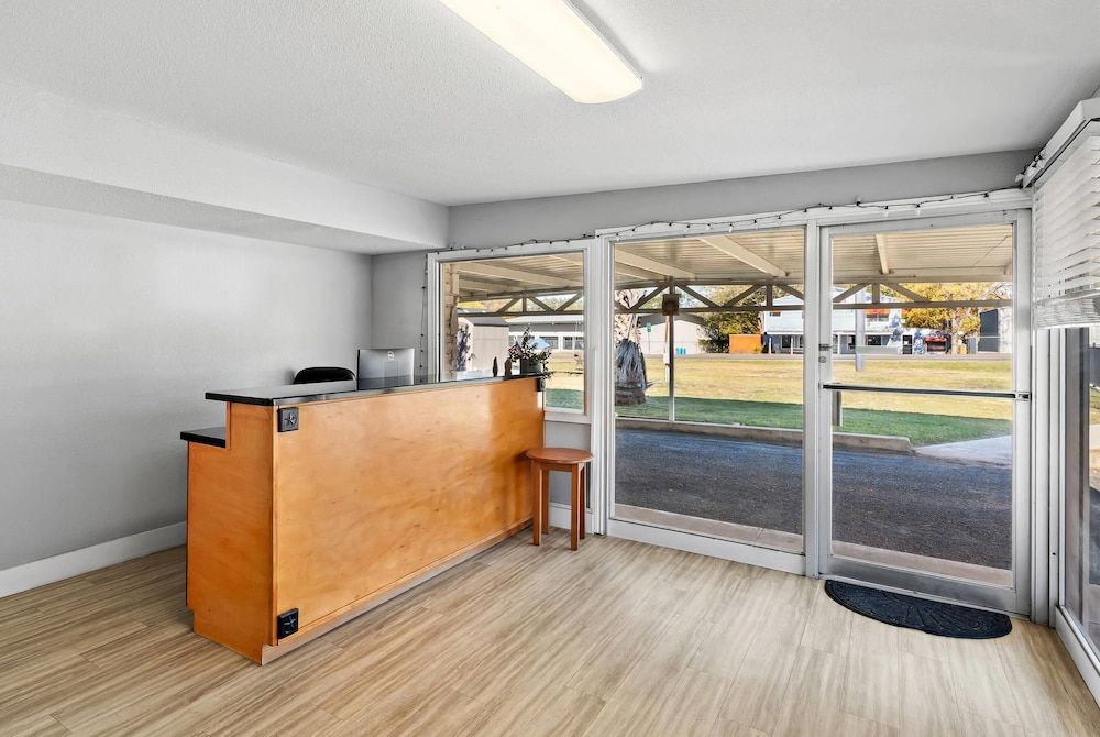 Rodeway Inn Kingsland TX - Lake LBJ 2