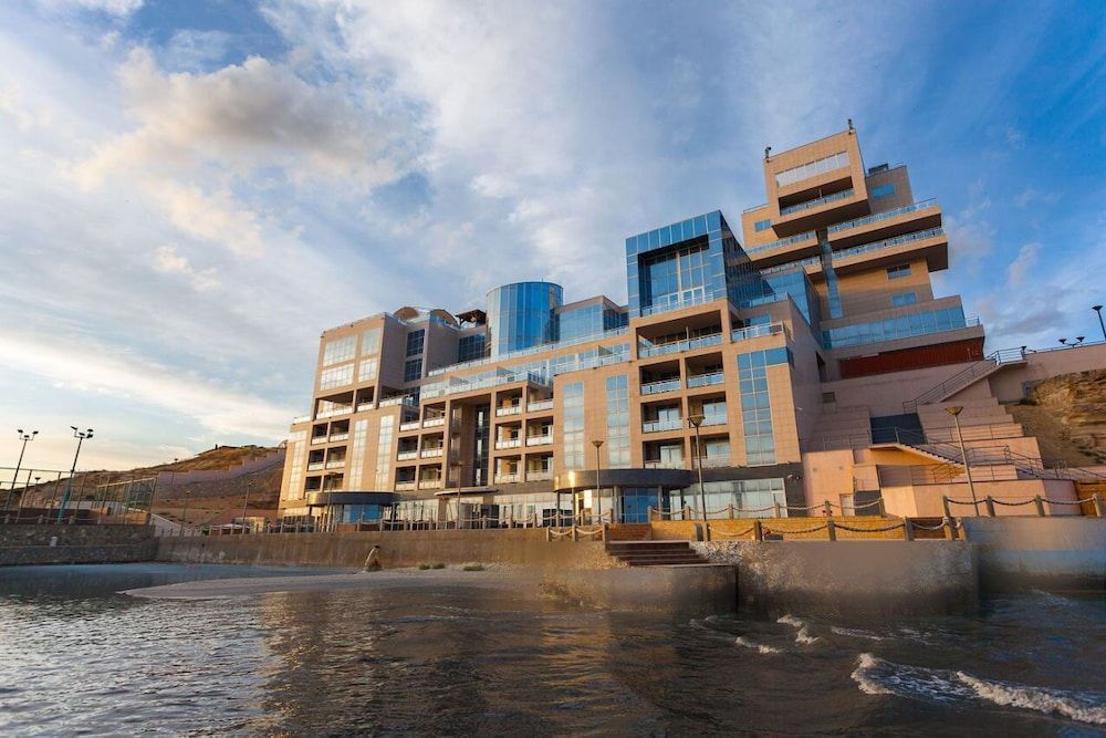 Caspian Riviera Grand Palace 5 étoiles à Aktau