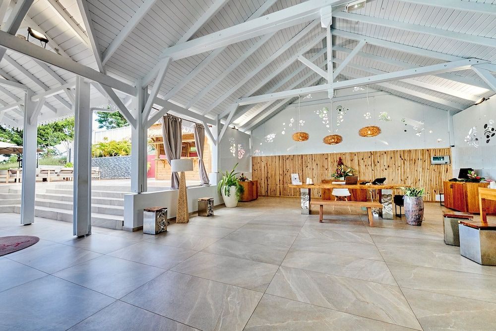 Les Galets Rouges Lodges Spa 2