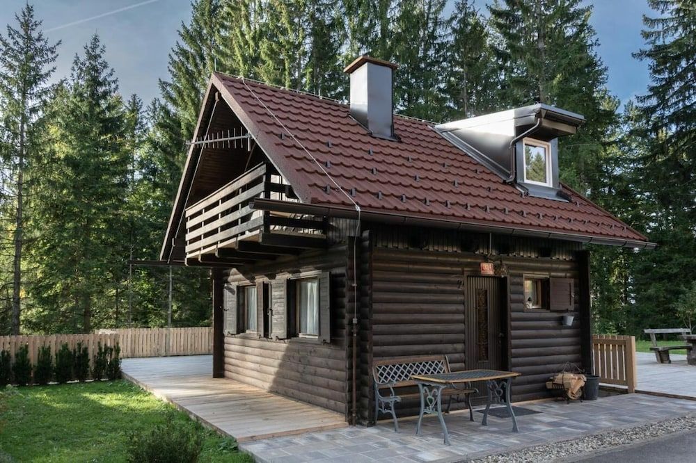 Koa A Storzek -1 estrelas em Hočko Pohorje