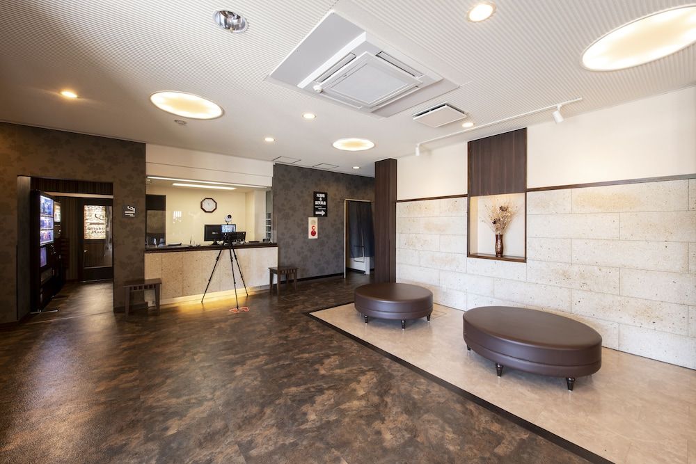 Central Hotel Takahagi 2