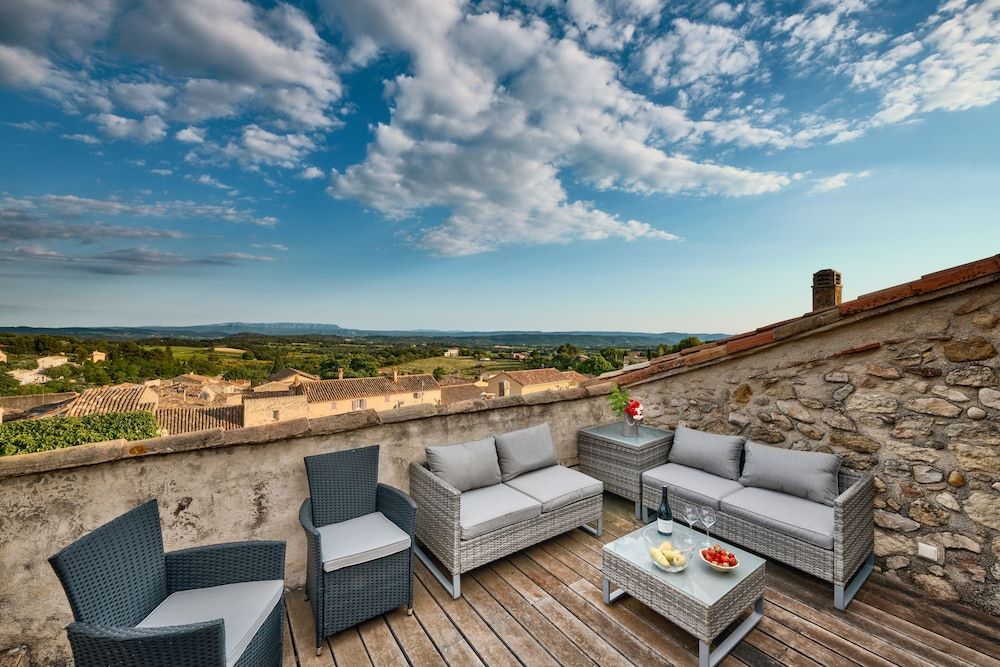 Maison Lou Roucas -1 estrelas em Cabrières-dʼAigues