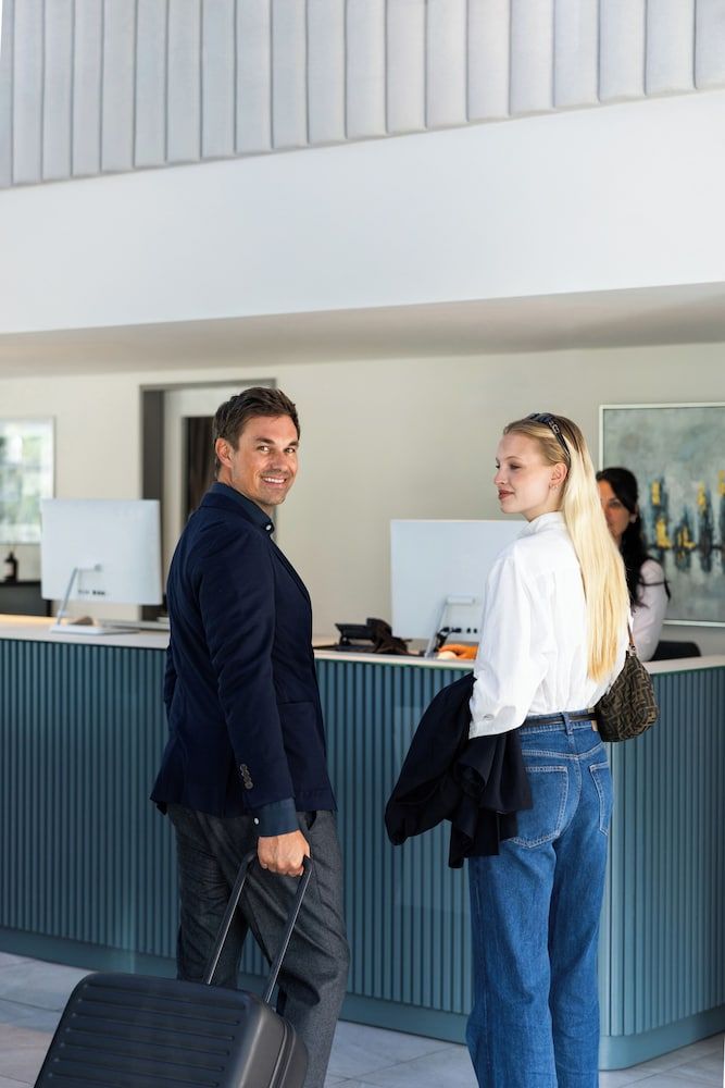 Aardo Kind Of A Hotel By Swiss Star 2